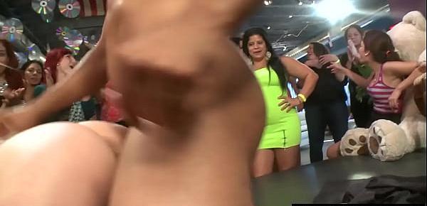  Real cfnm amateurs orally pleasing strippers